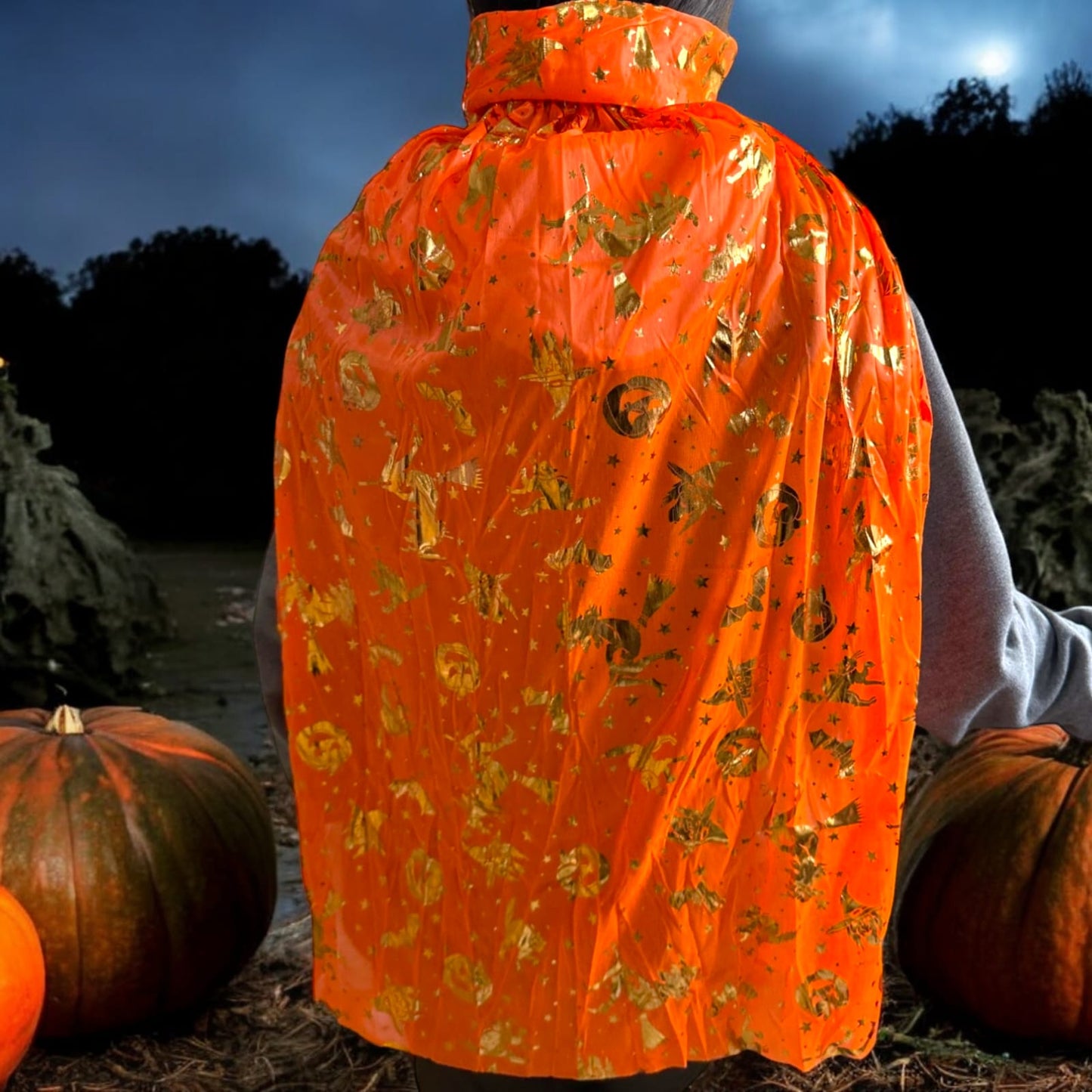 6 Capas diseños Halloween (80cm) $25 c/u