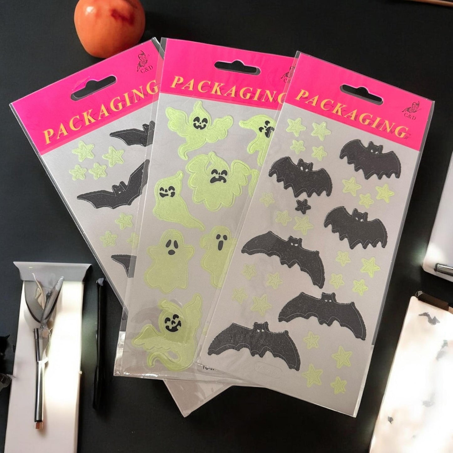 12 Stickers Fantasmas Halloween Fluorecentes $5.5 c/u