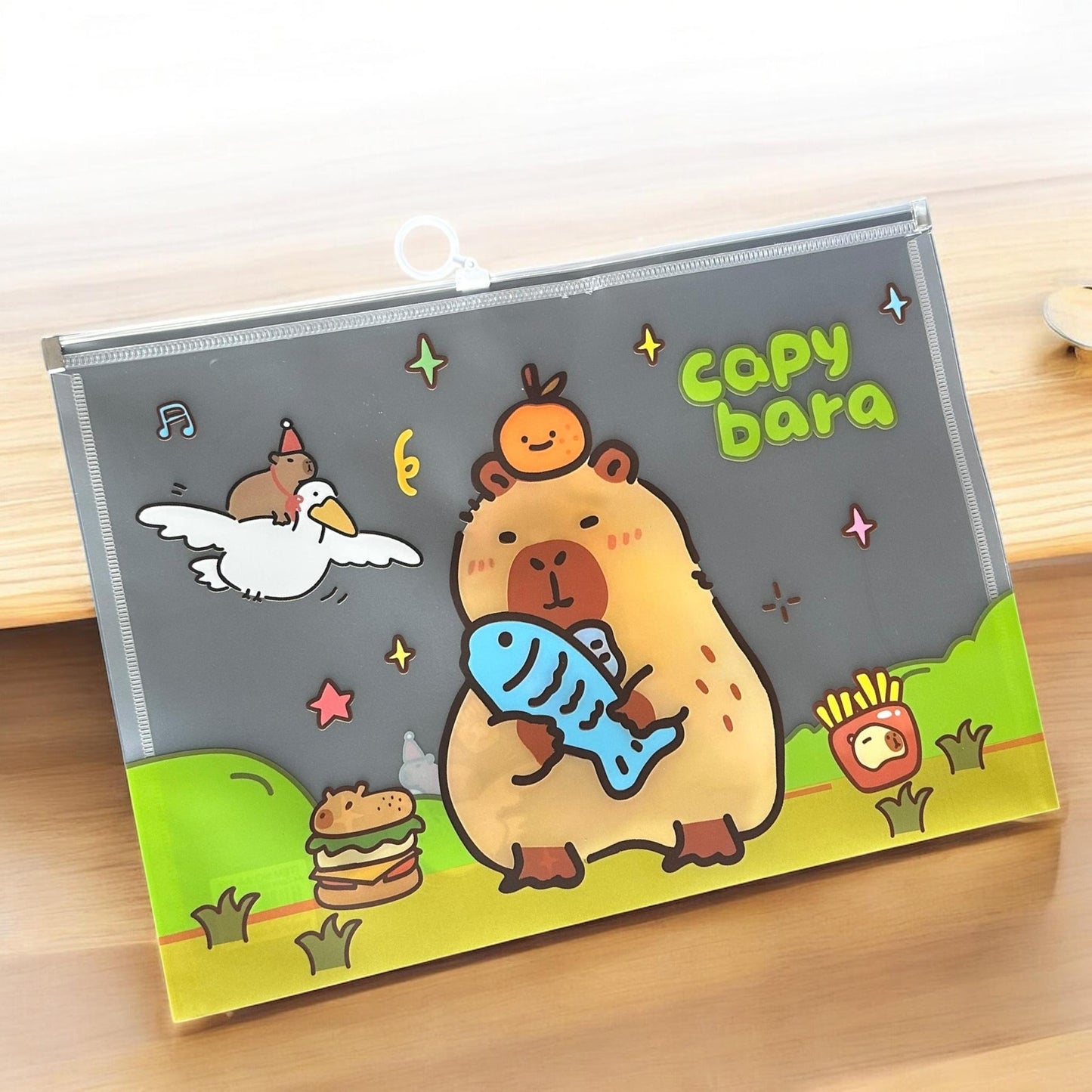 12 Folders Capibaras con Abre Facil $8.9 c/u