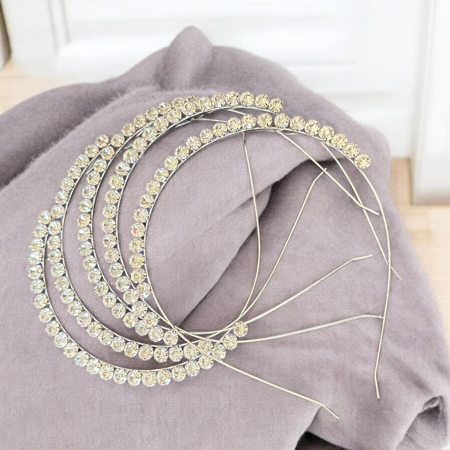 12 Diademas Premium Perlas/Pedreía $9.75 c/u