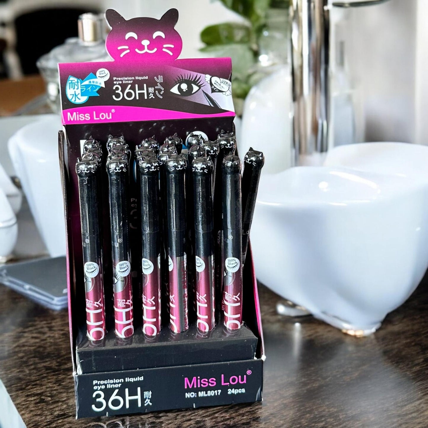 24 Delineadores Gatito para Ojos 36H $7 c/u