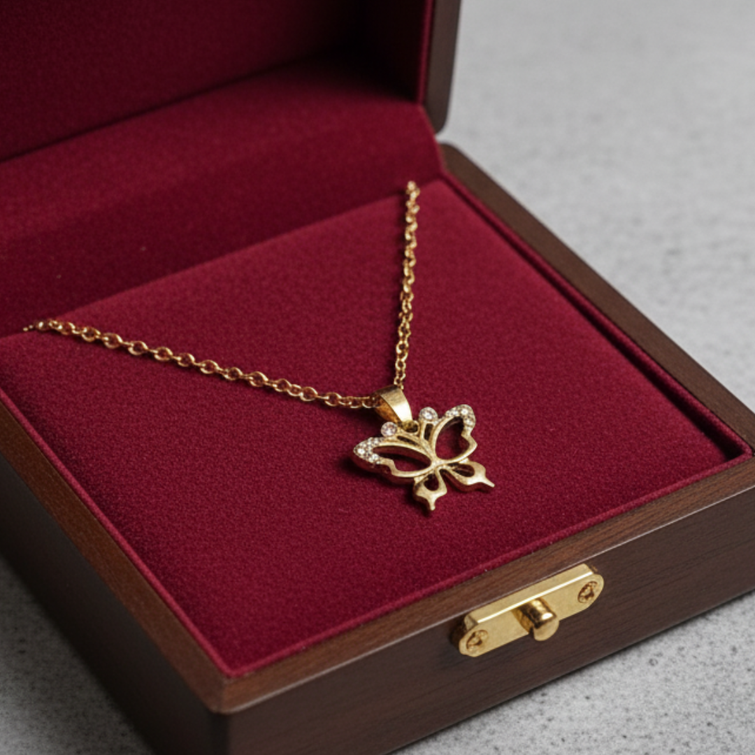 12 Collares con dije brillos $6.12 c/u