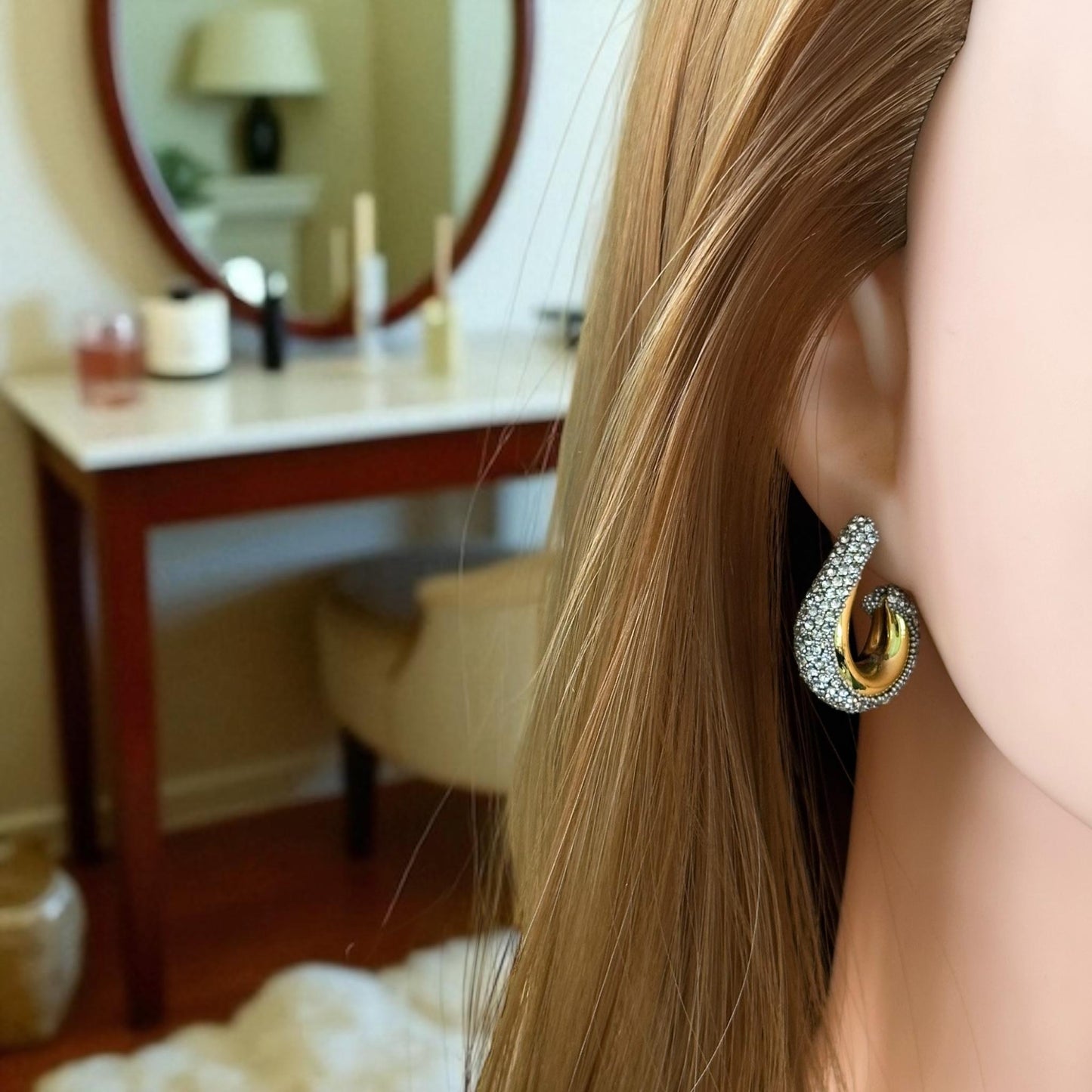 12 Aretes Pedreria Hermosa Dorada/Plateada $19 c/u