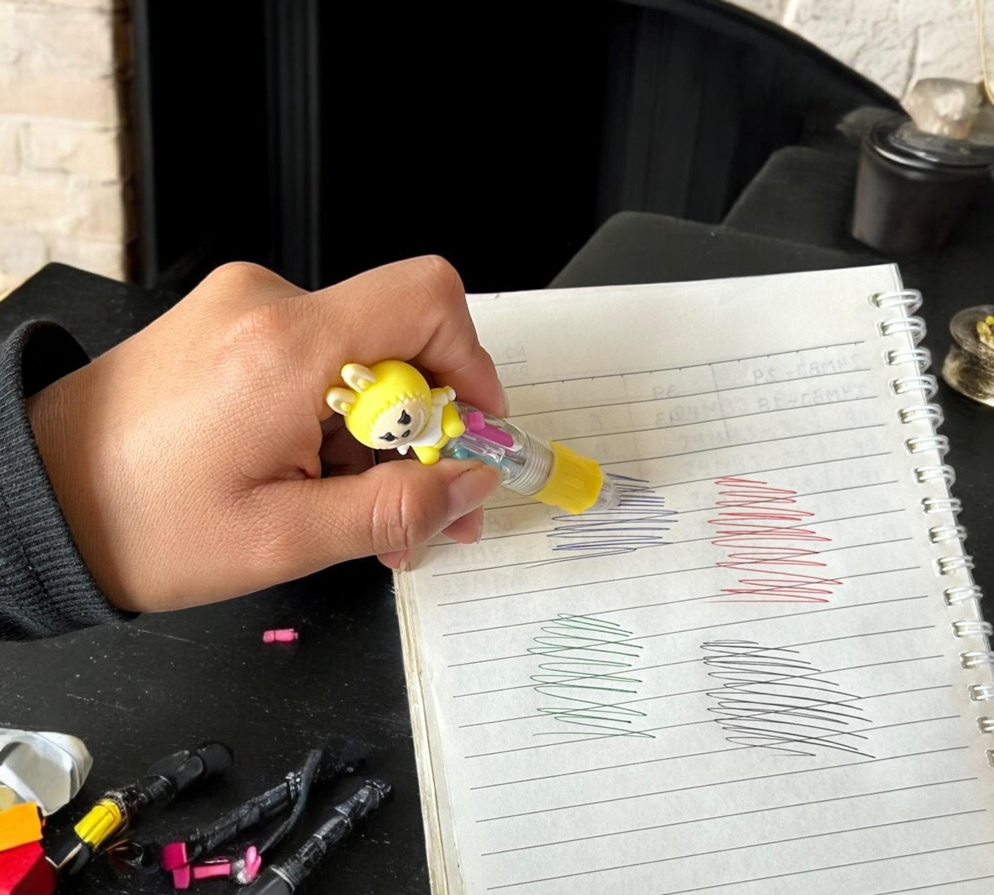 36 Lapiceros Multitintas Labubus Ch $8 c/u