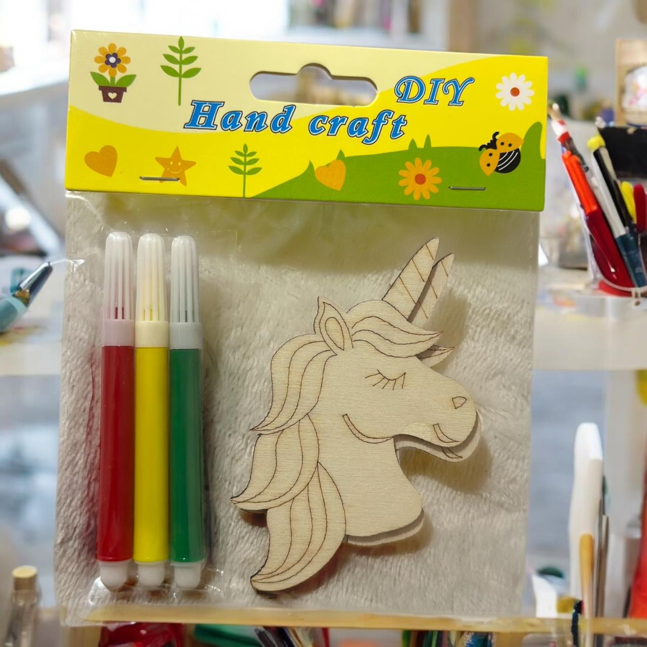 12 Sets para Pintar en Madera, Figuras y Plumones $8.9 c/u