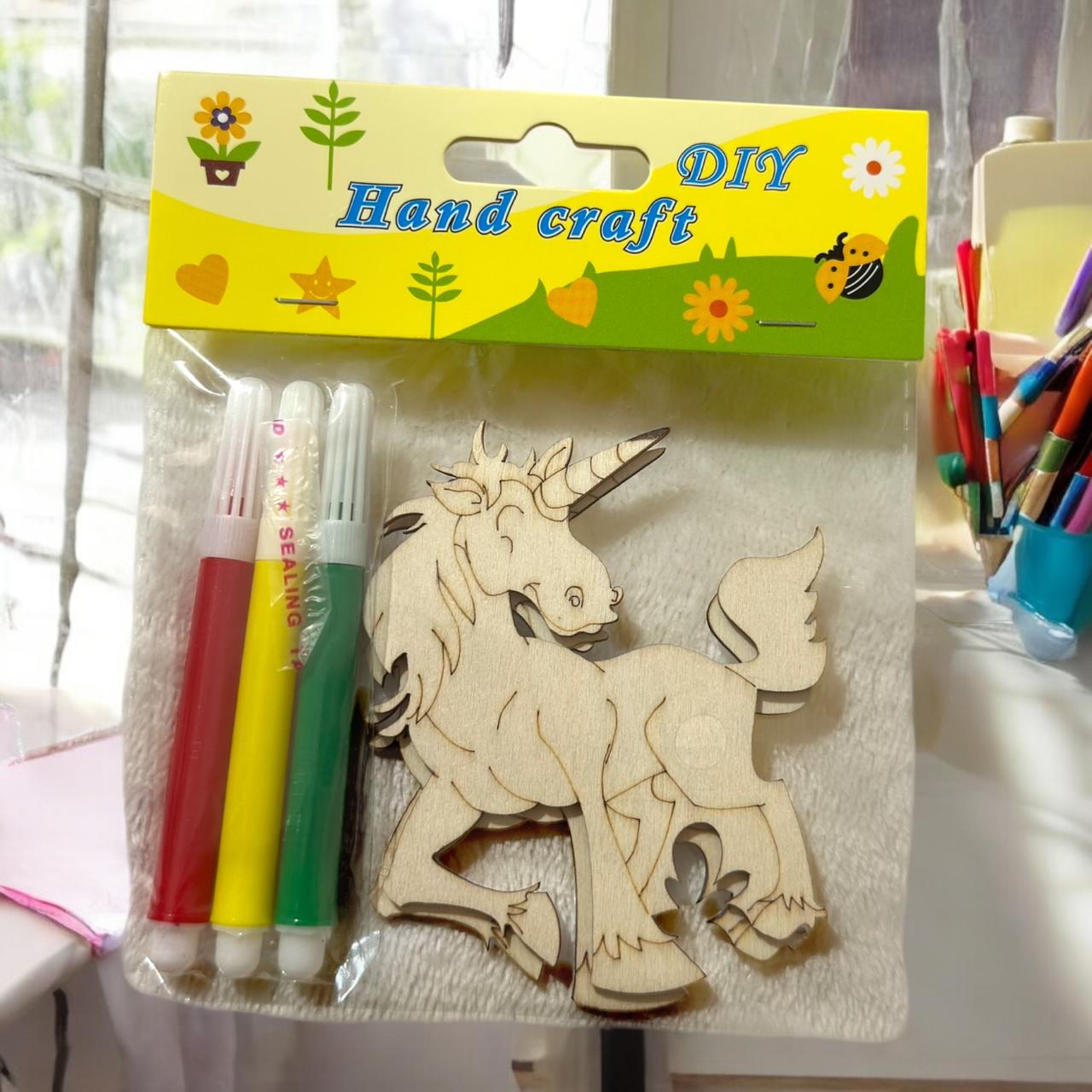 12 Sets para Pintar en Madera, Figuras y Plumones $8.9 c/u