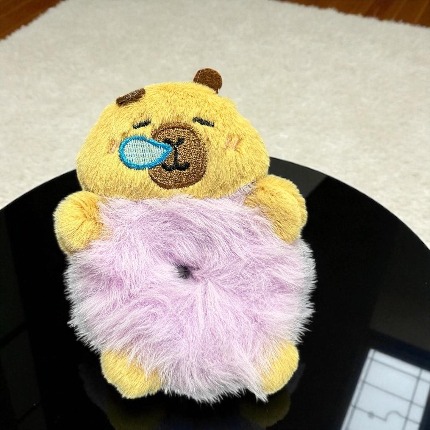 12 Scrunchies Capibaras Peluches $18 c/u