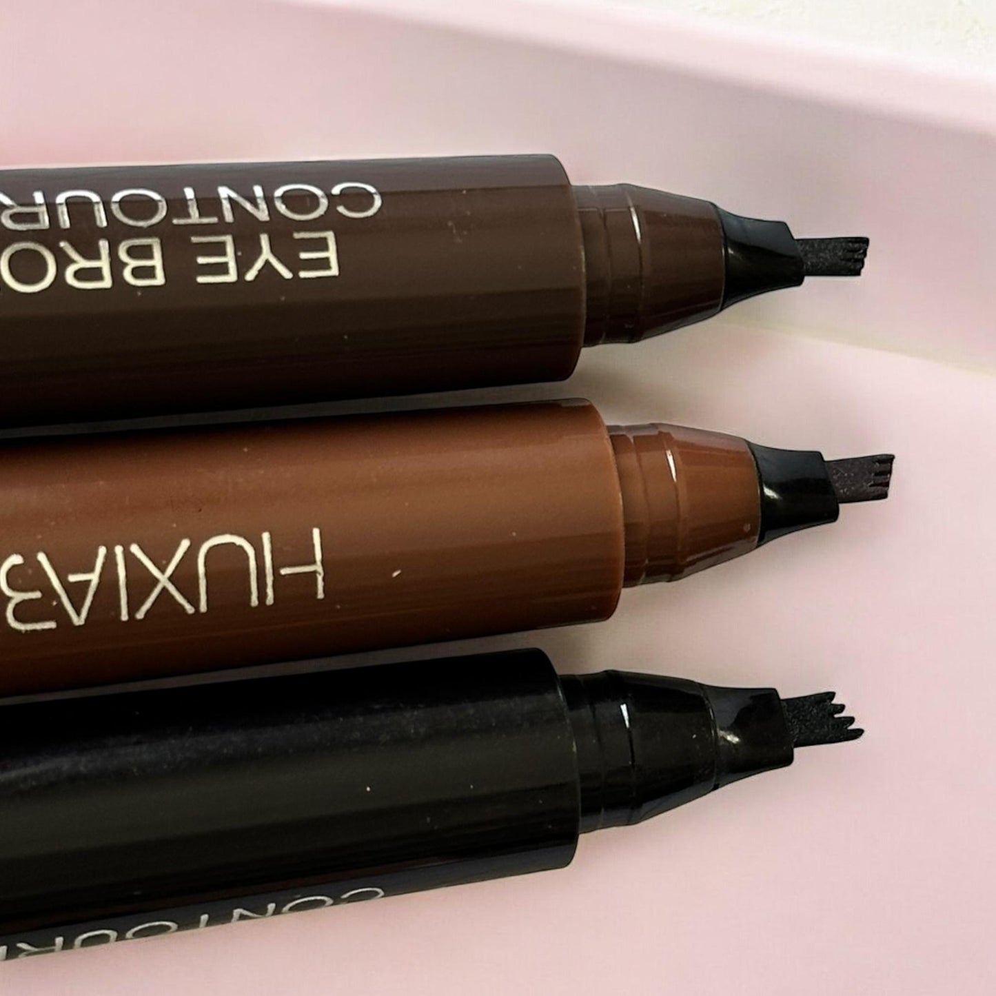 24 Plumones para Cejas $12.9 c/u