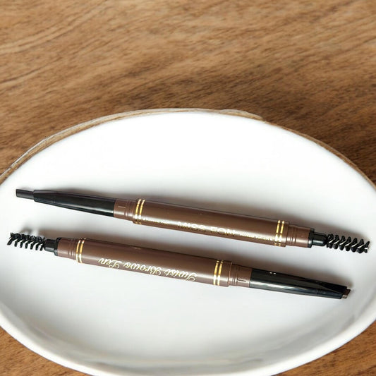 24 Lapiz para Ceja 2 en 1 $9.75 c/u