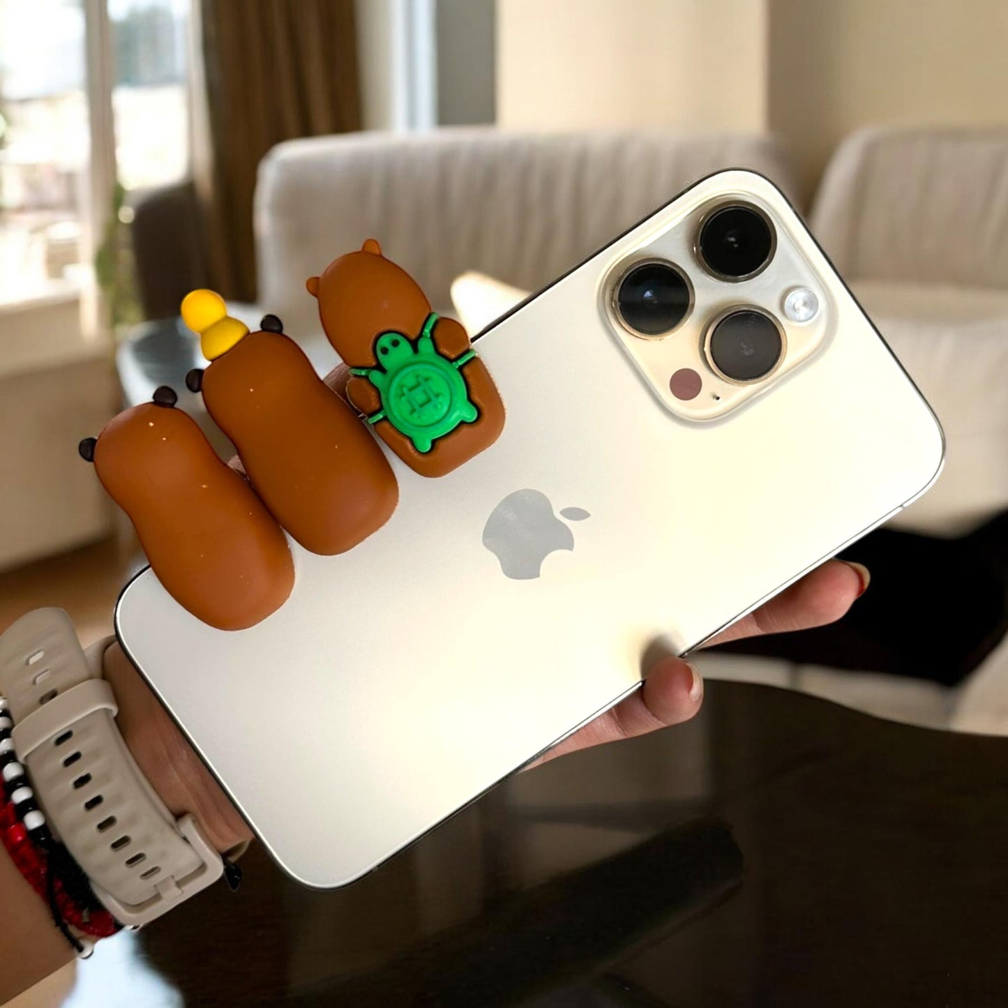 12 Capibaras Accesorios para Telefono $19 c/u