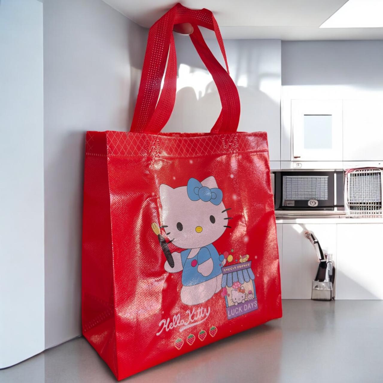12 Bolsa Plastificada Sanrio  $5.9 c/u
