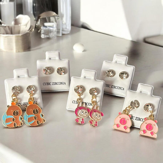 36 Aretes Colgantes Labubus/Capibaras "Zirconia" $5.5 c/u