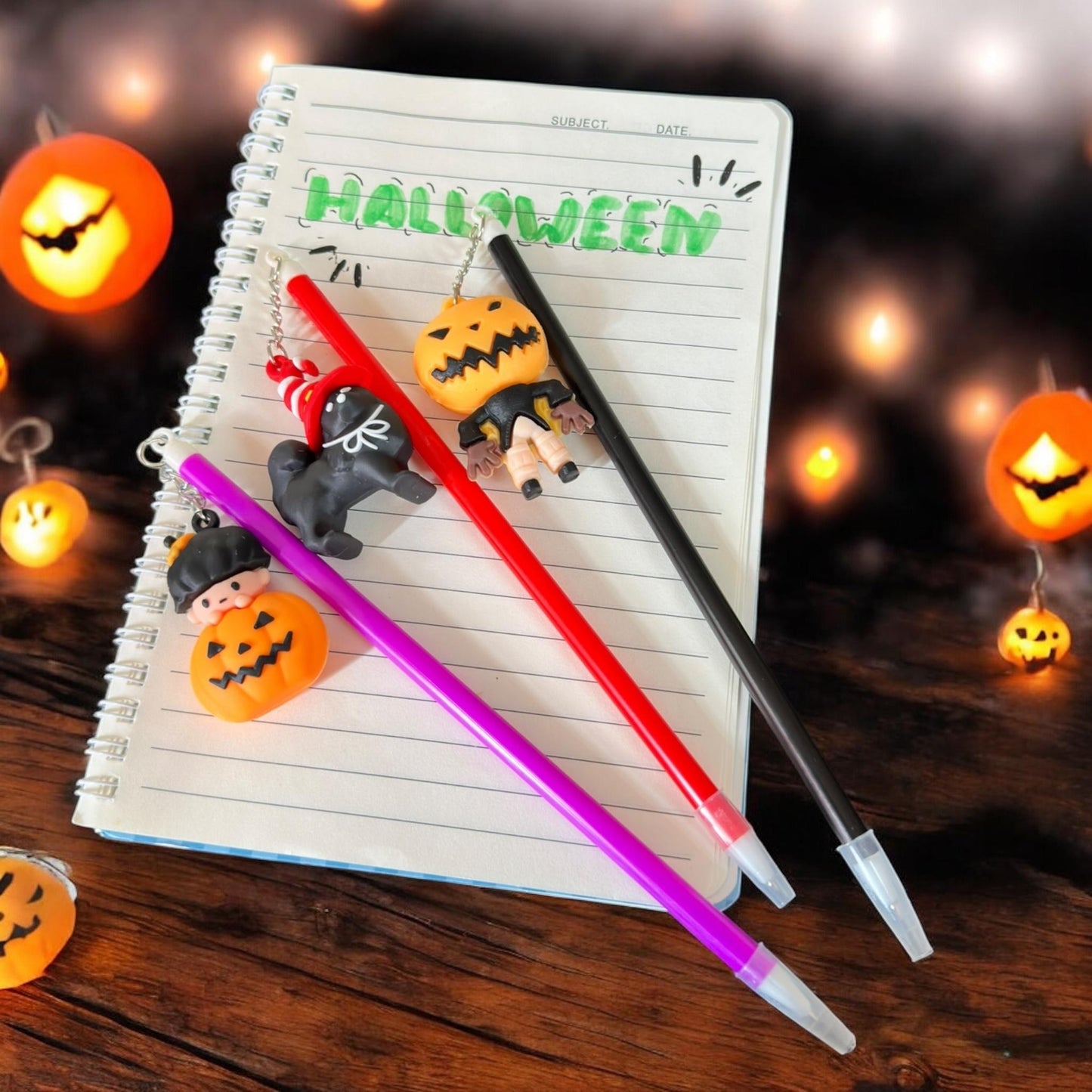 12 Lapiceros con Dijes Halloween 3D $7.3 c/u