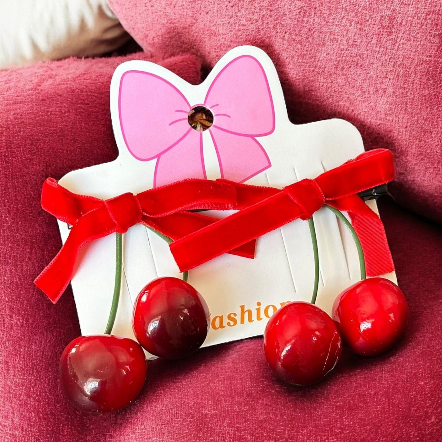 12 Pares de Moñitos Cereza $11.5 c/u