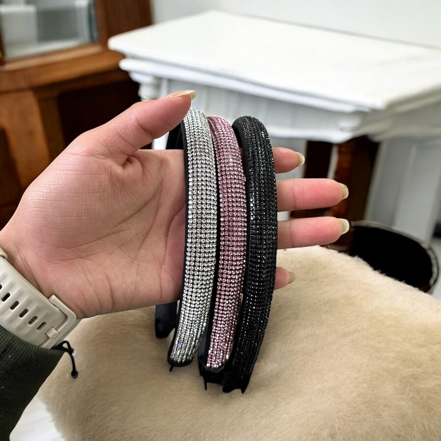 12 Diademas Brillosas para Cabello  $24 c/u