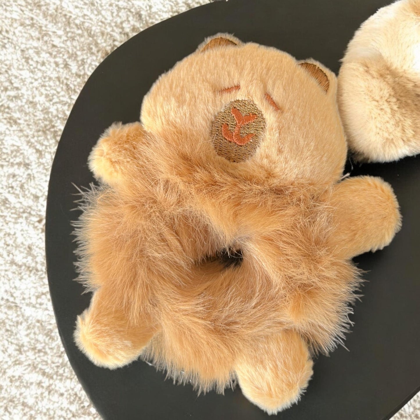 12 Scrunchie Capibara Hermosa para Cabello $13.5 c/u