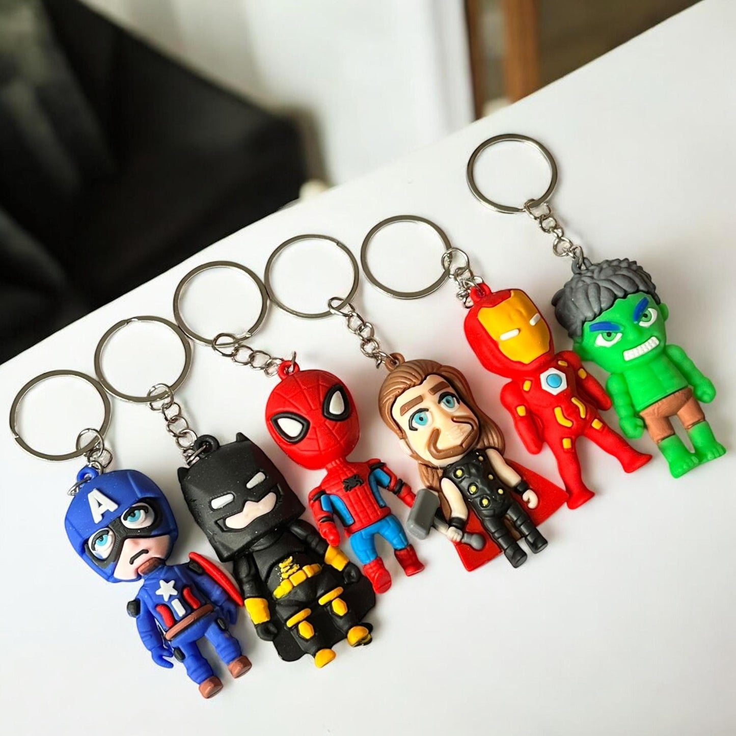 12 Llaveros Super Heroes  $6.5 c/u