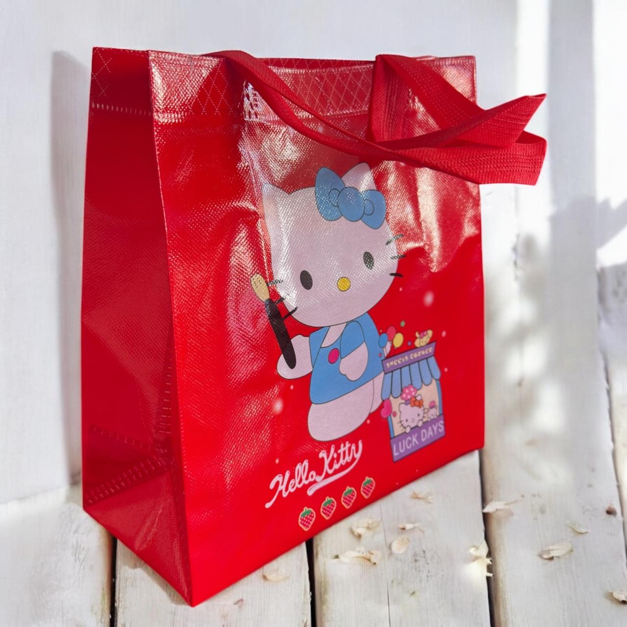 12 Bolsa Plastificada Sanrio  $5.9 c/u