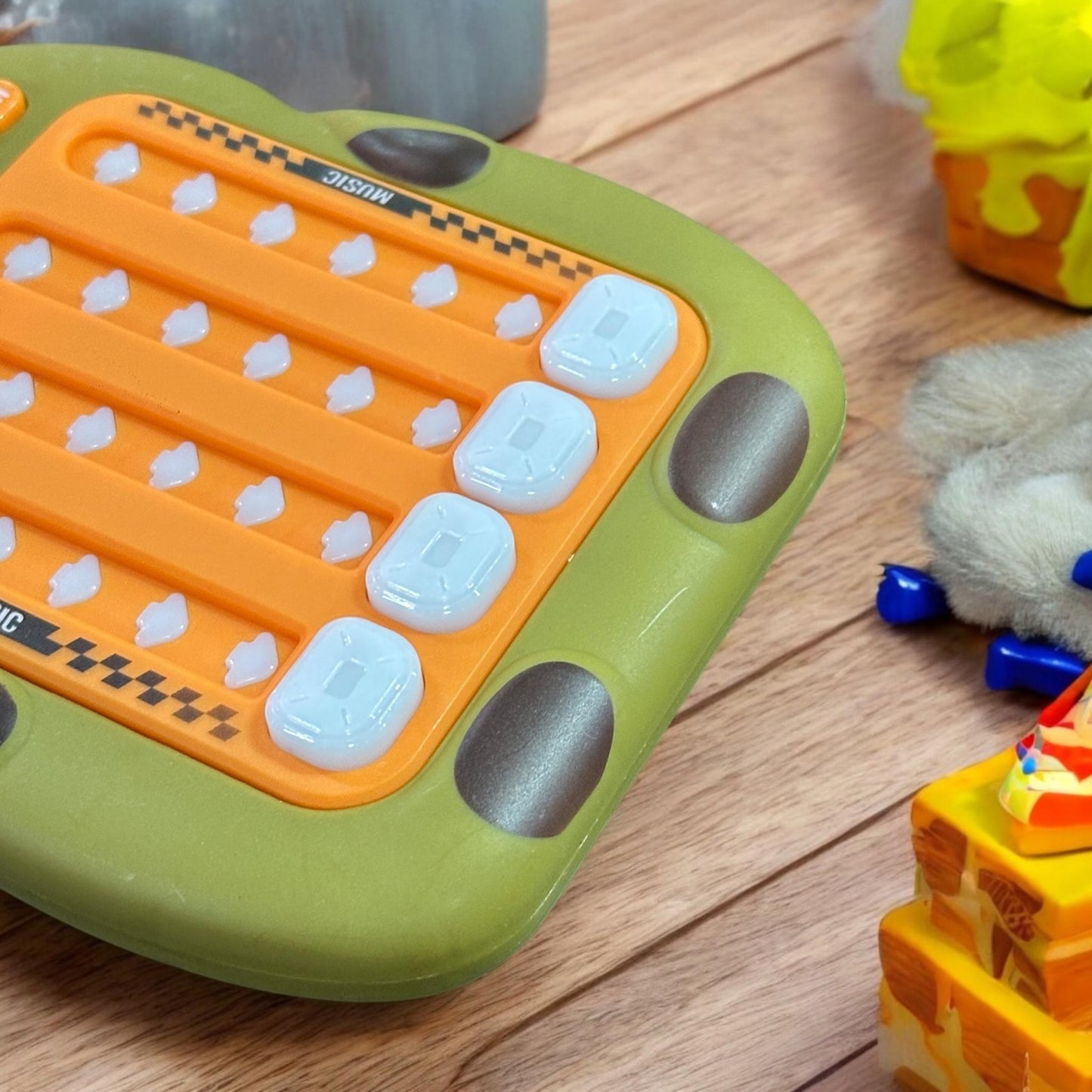 Capibara Pop It con Luz y Sonido