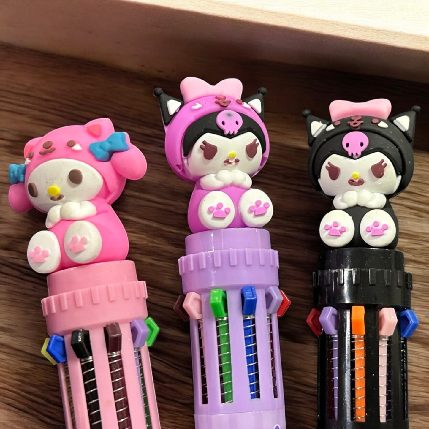 36 Lapiceros Multitintas Kuromi y MyMelody $11.5 c/u