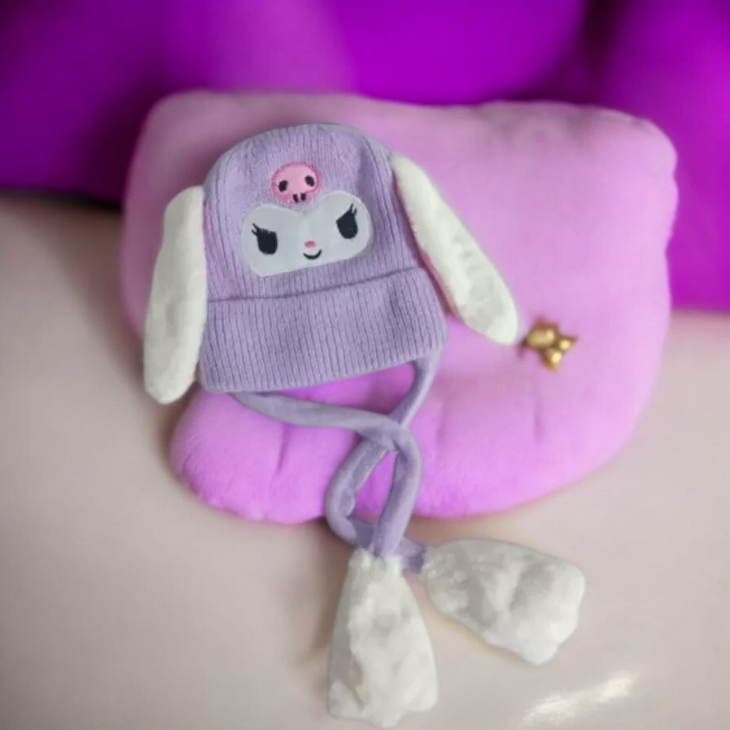 Gorro con orejitas Sanrio