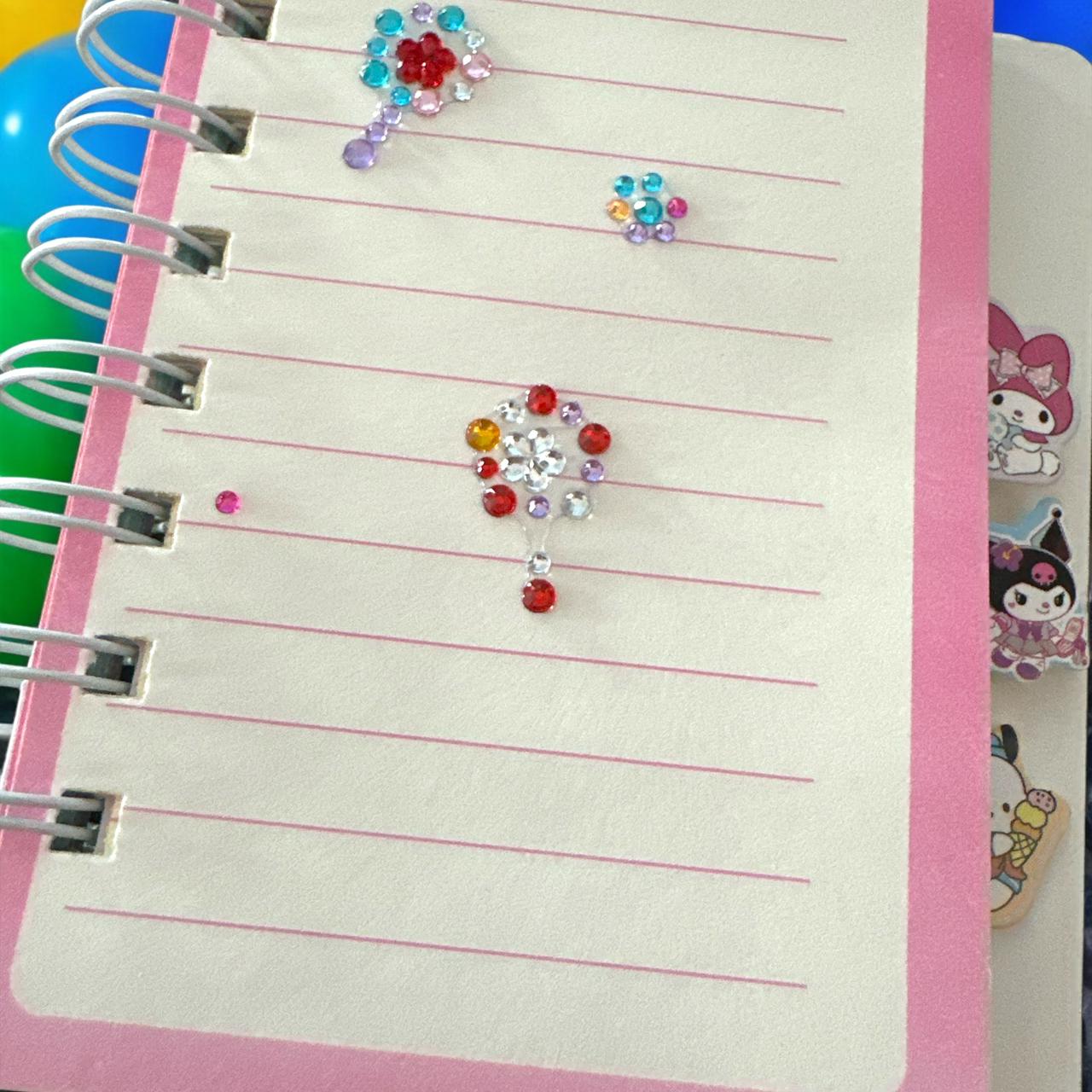 10 Sticker Pedreria para decorar Sanrio $5.5 c/u