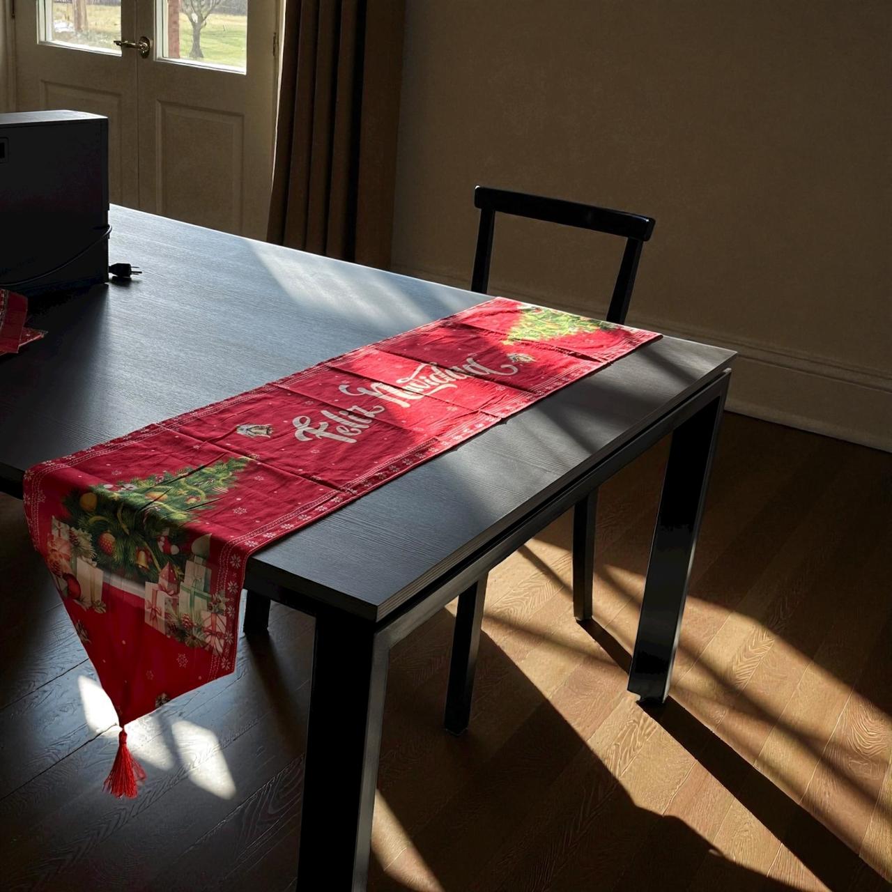 3 Camino de Mesa Navideño 32cm x 180cm $49 c/u