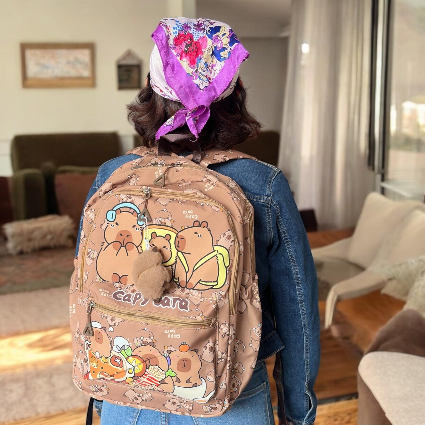 Mochila Capibara Escolar Colores