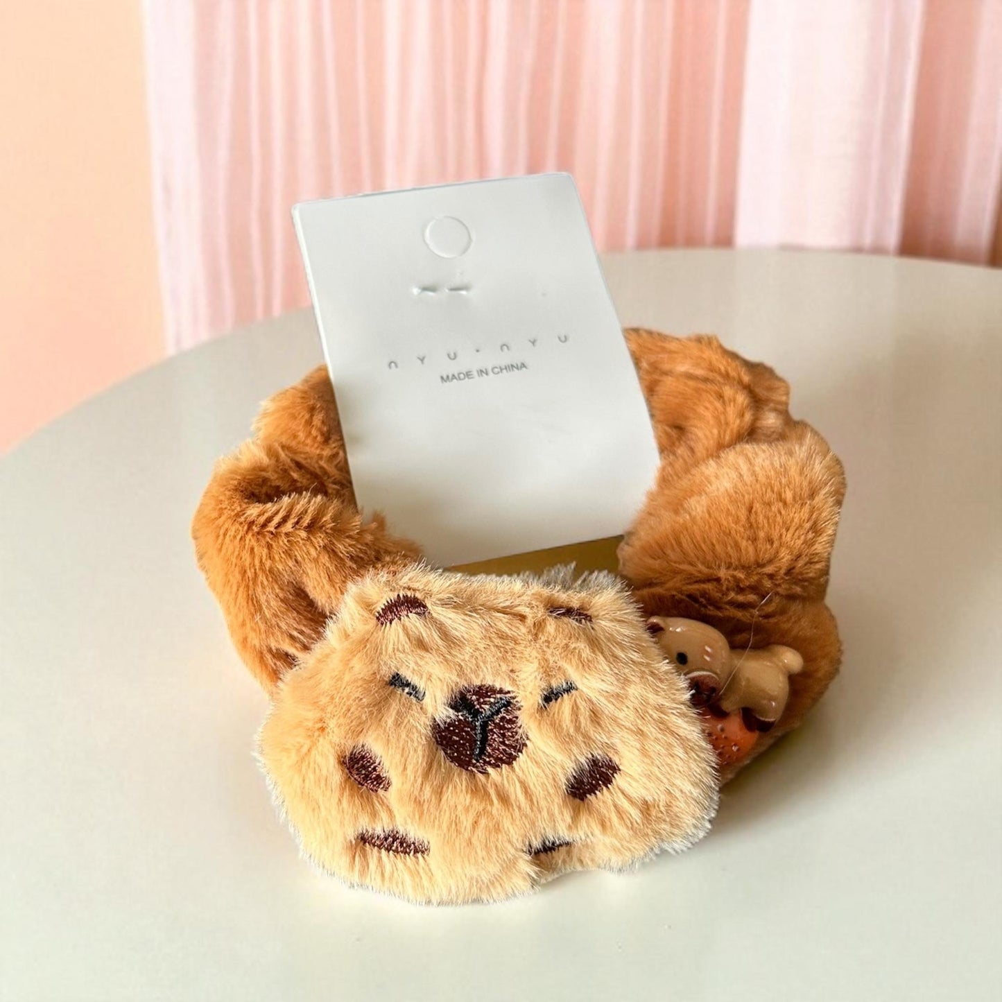 12 Scrunchies Capibaras Peluche $14.5 c/u