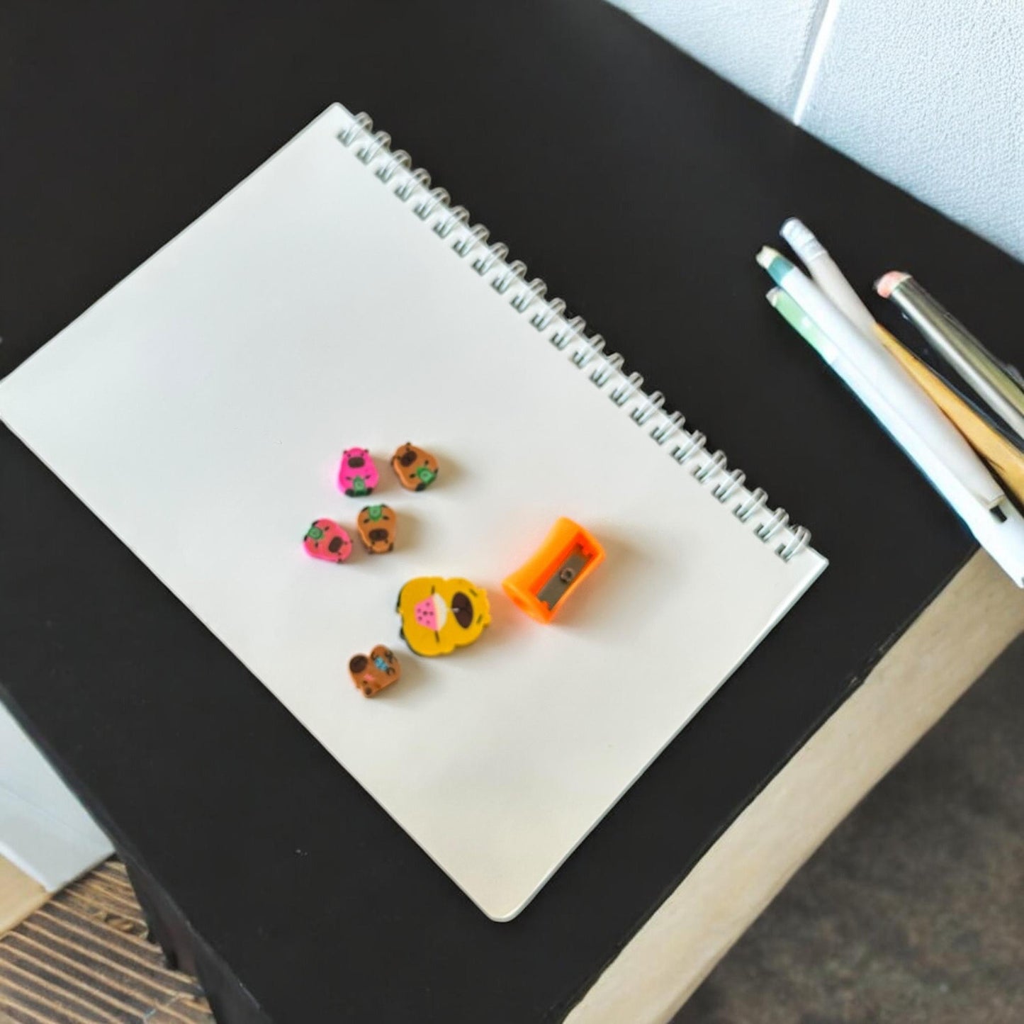 12 Sets de Papeleria Gomas y Sacapuntas $4.95 c/u