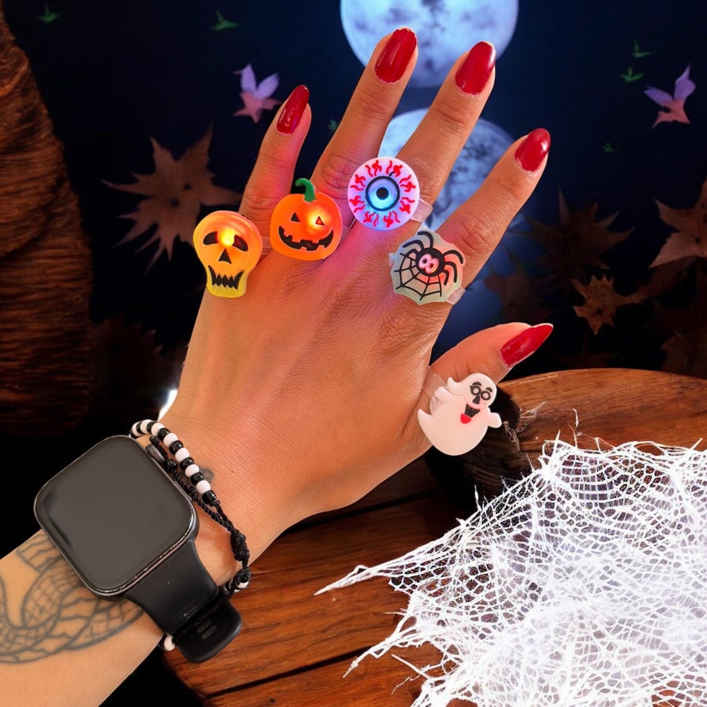 50 Anillos Halloween con figuras $2.52 c/u
