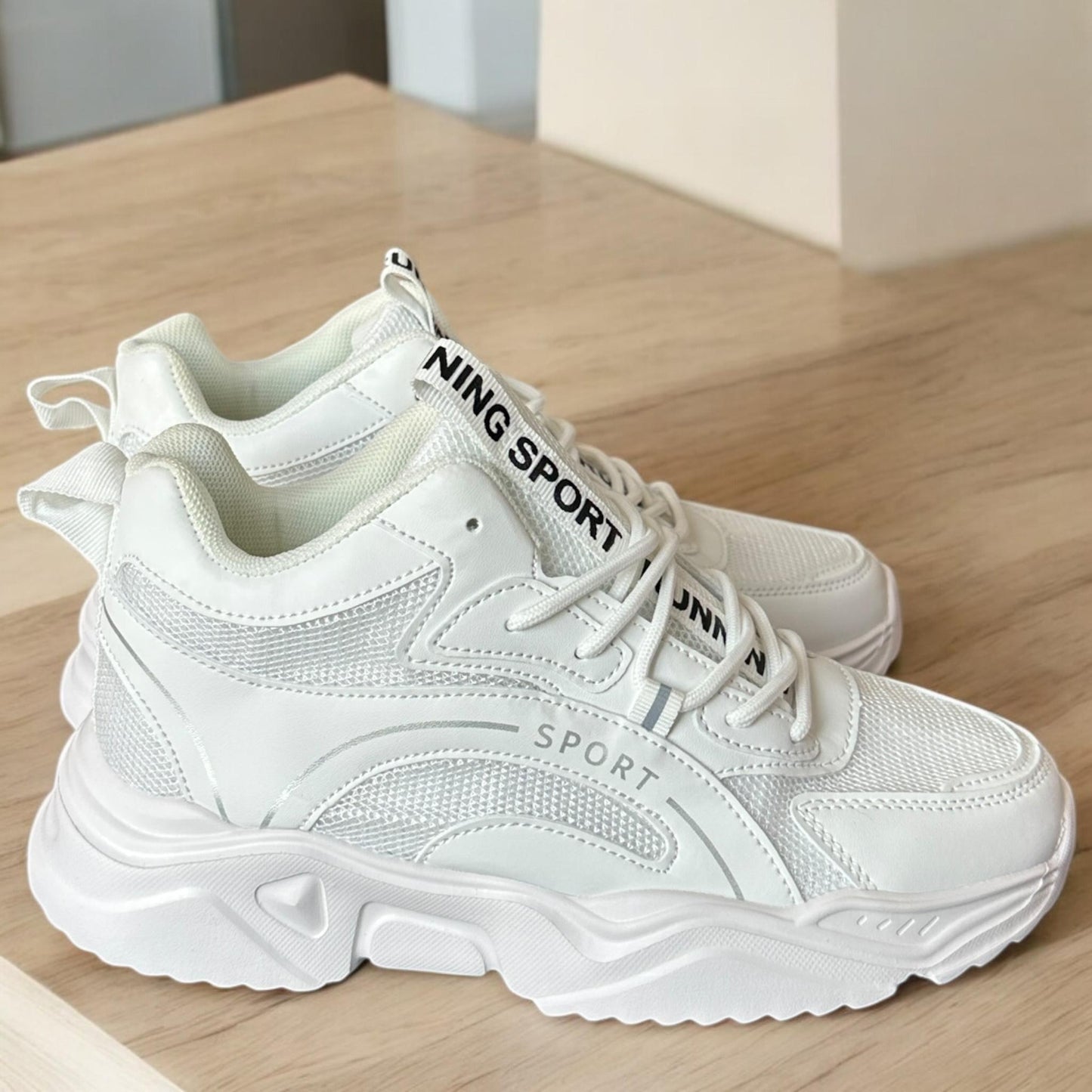 Tenis Sport y Casuales diferentes diseños y tamaños