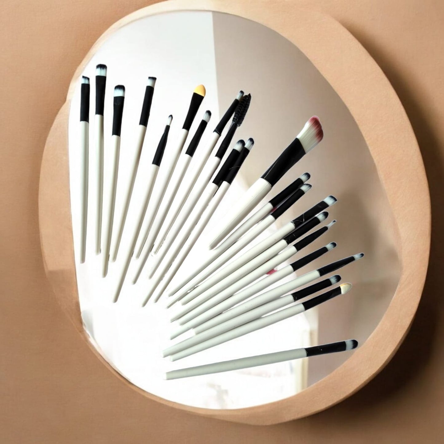 6 Sets con 20 Brochas $21.60 c/u