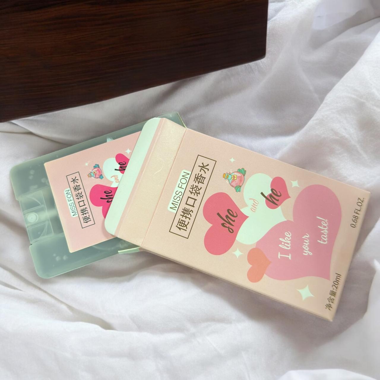 24 Perfumes Bolsillo Corazones $12.5 c/u