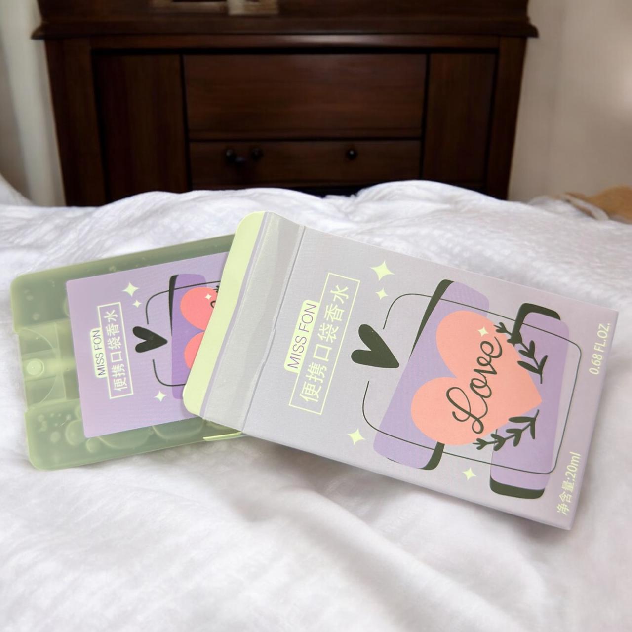 24 Perfumes Bolsillo Corazones $12.5 c/u