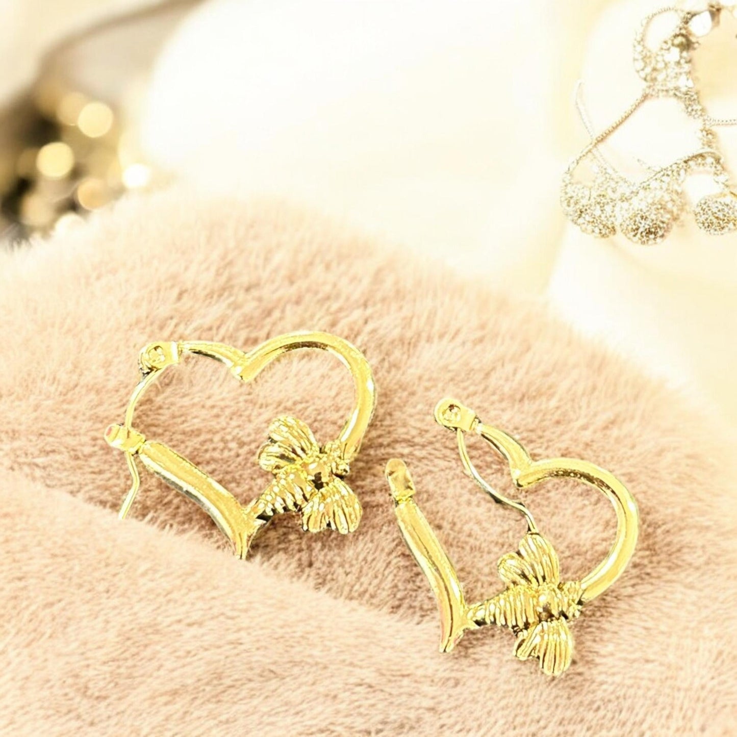 12 Pares de Aretes Dorados Figuras Acero $14 c/u