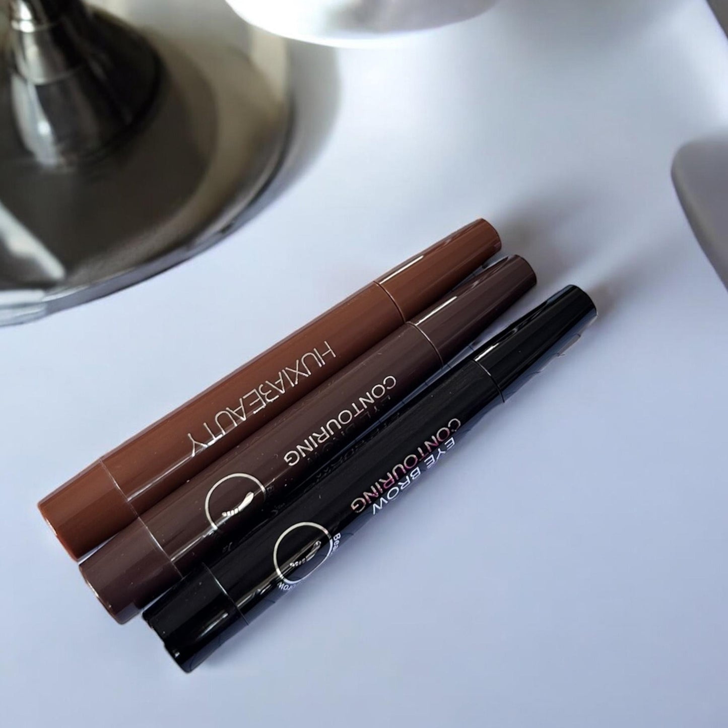 24 Plumones para Cejas $12.9 c/u