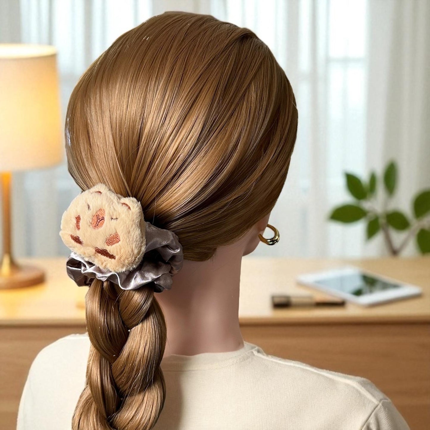 12 Scrunchies Capibaras Cebecitas Satin $10.5 c/u