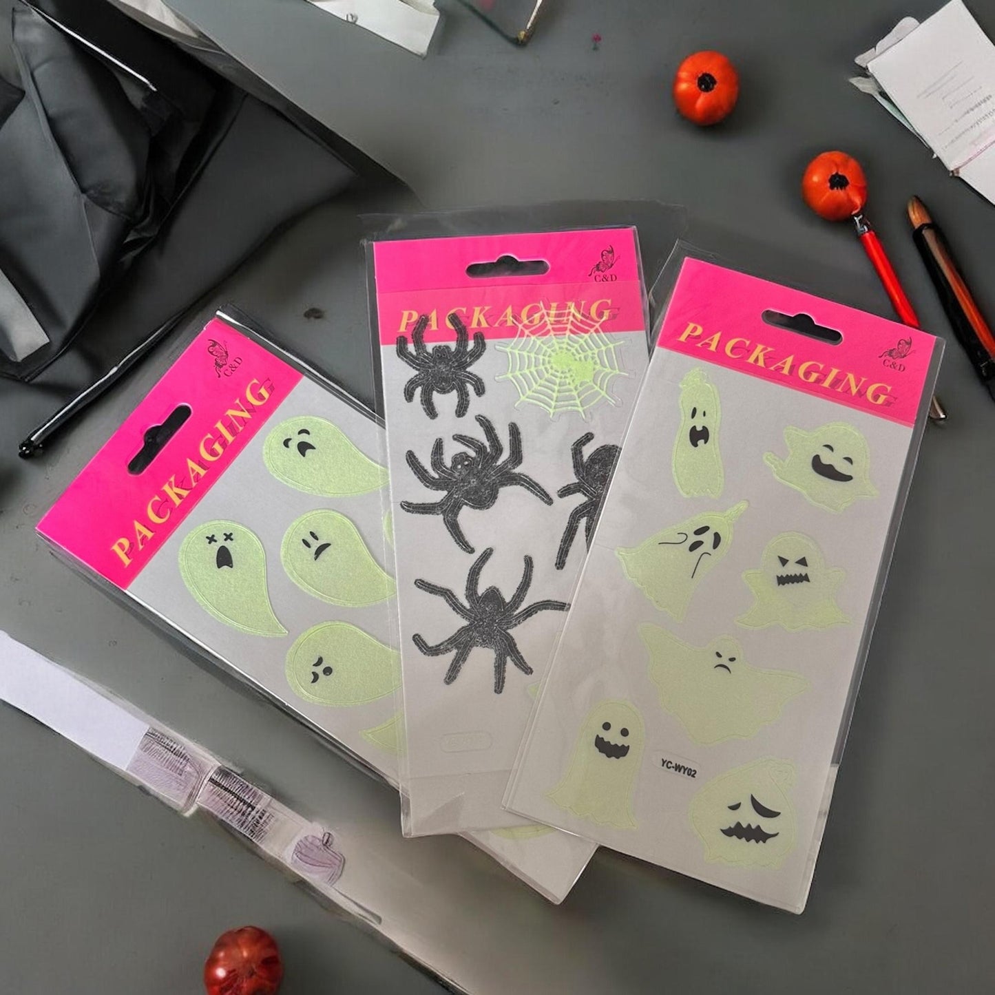 12 Stickers Fantasmas Halloween Fluorecentes $5.5 c/u