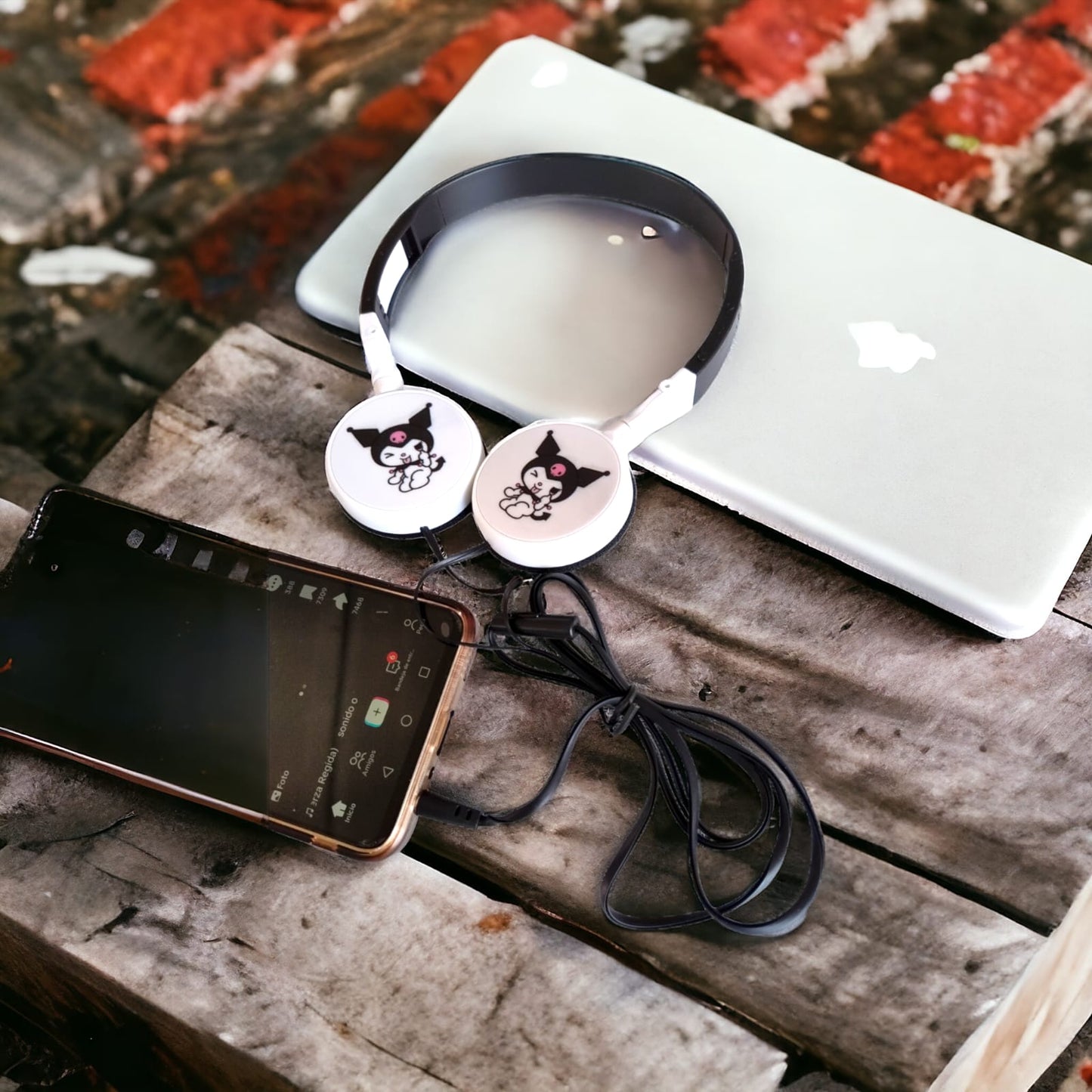 6 Audífonos de Diademas Sanrio Kitty $35 c/u