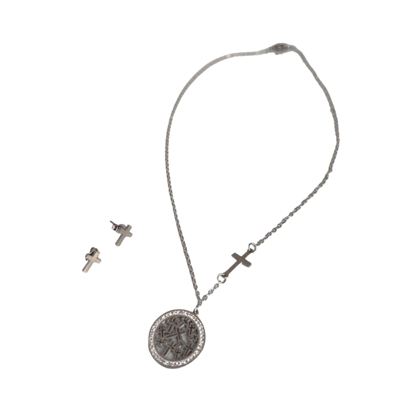 6 Sets de aretes con collares de acero $38C/U