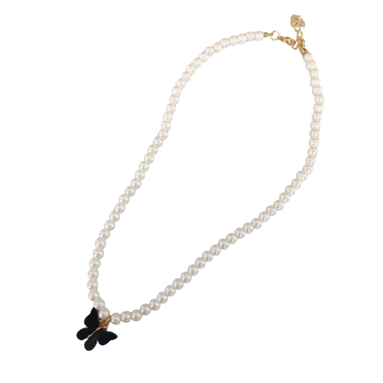 12 Collares con perlas mariposa $9.6 c/u