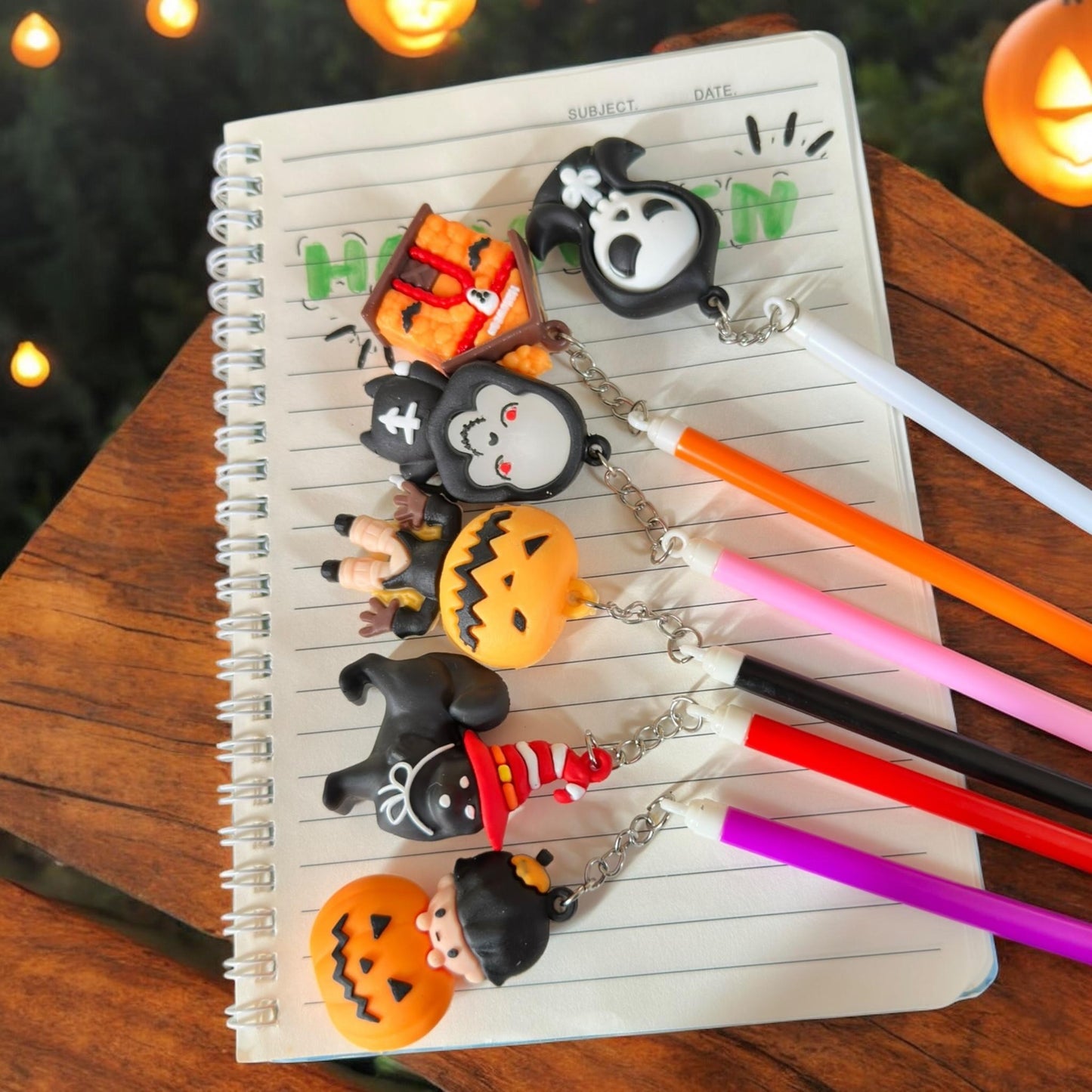 12 Lapiceros con Dijes Halloween 3D $7.3 c/u