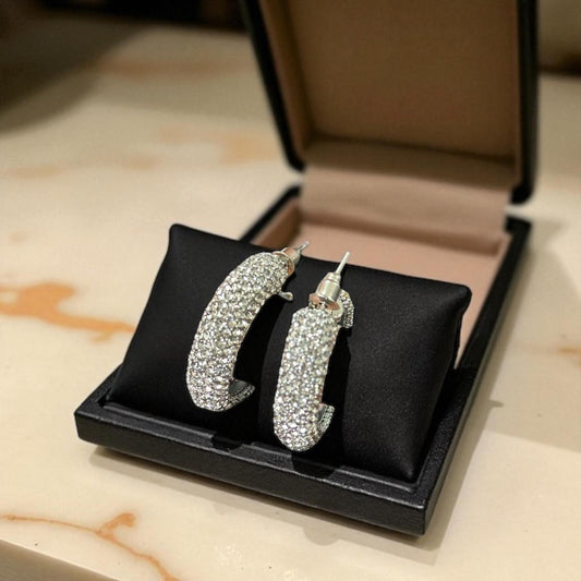 12 Aretes Pedreria Hermosa Dorada/Plateada $19 c/u