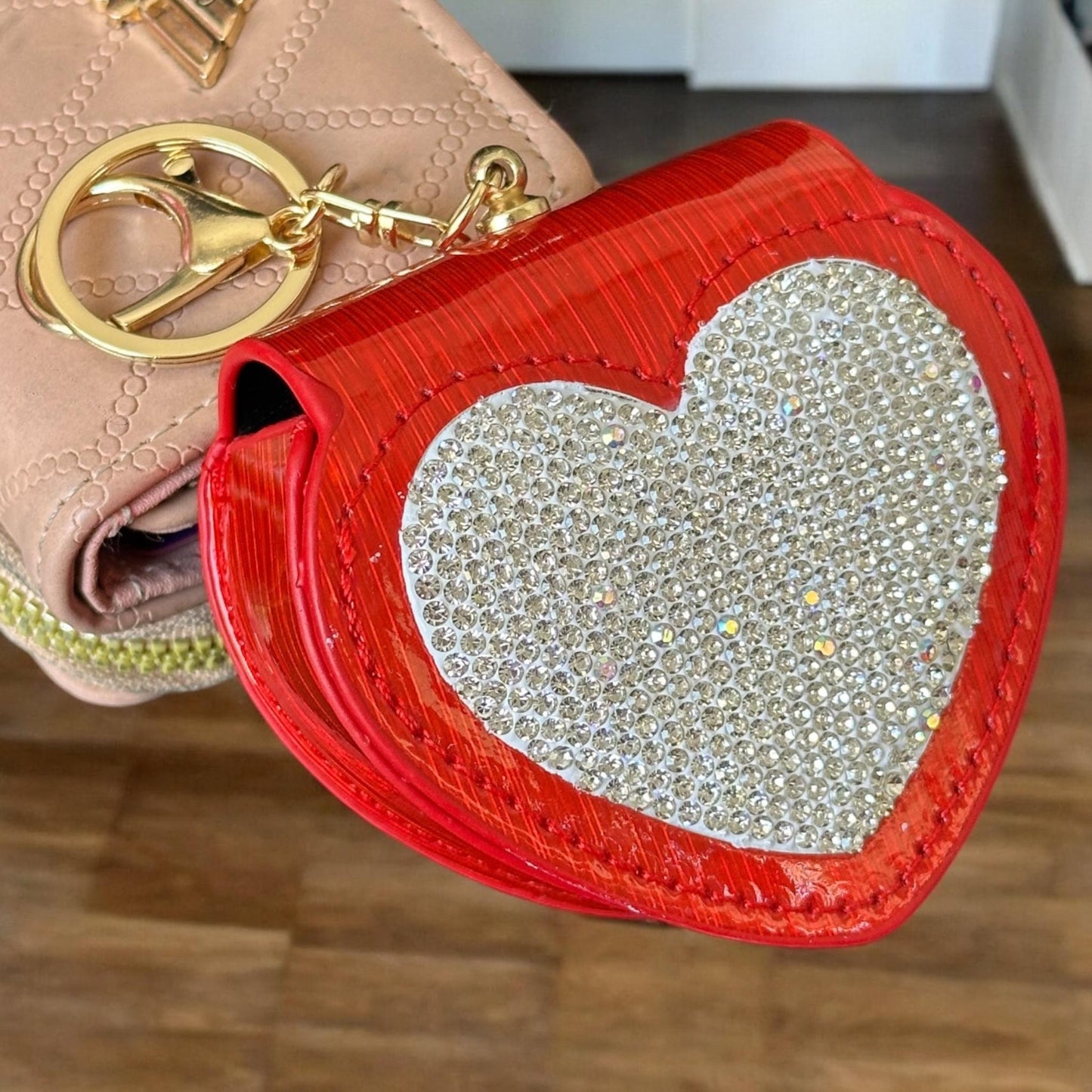 3 Monedero Corazon con Pedrería $59 c/u