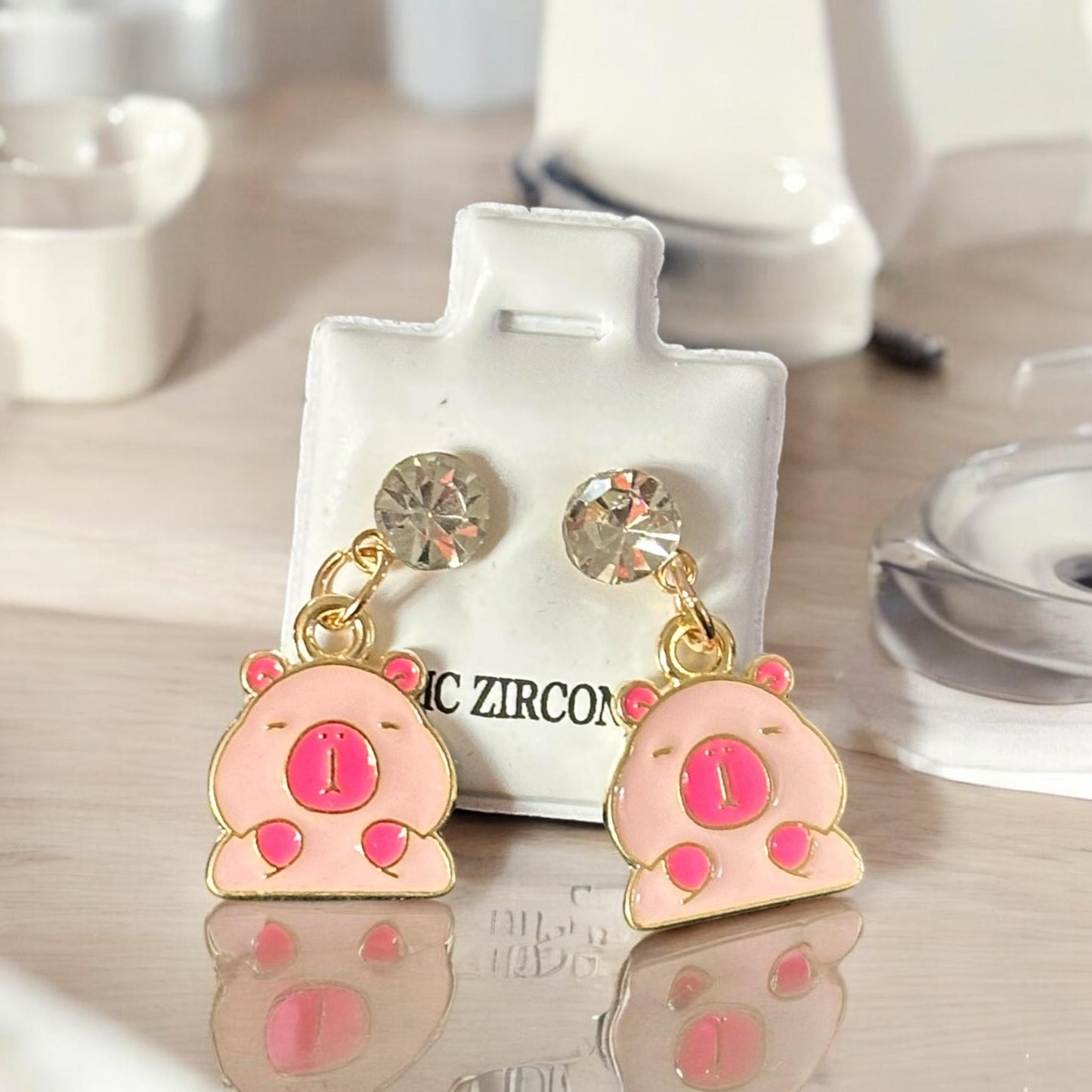 36 Aretes Colgantes Labubus/Capibaras "Zirconia" $5.5 c/u