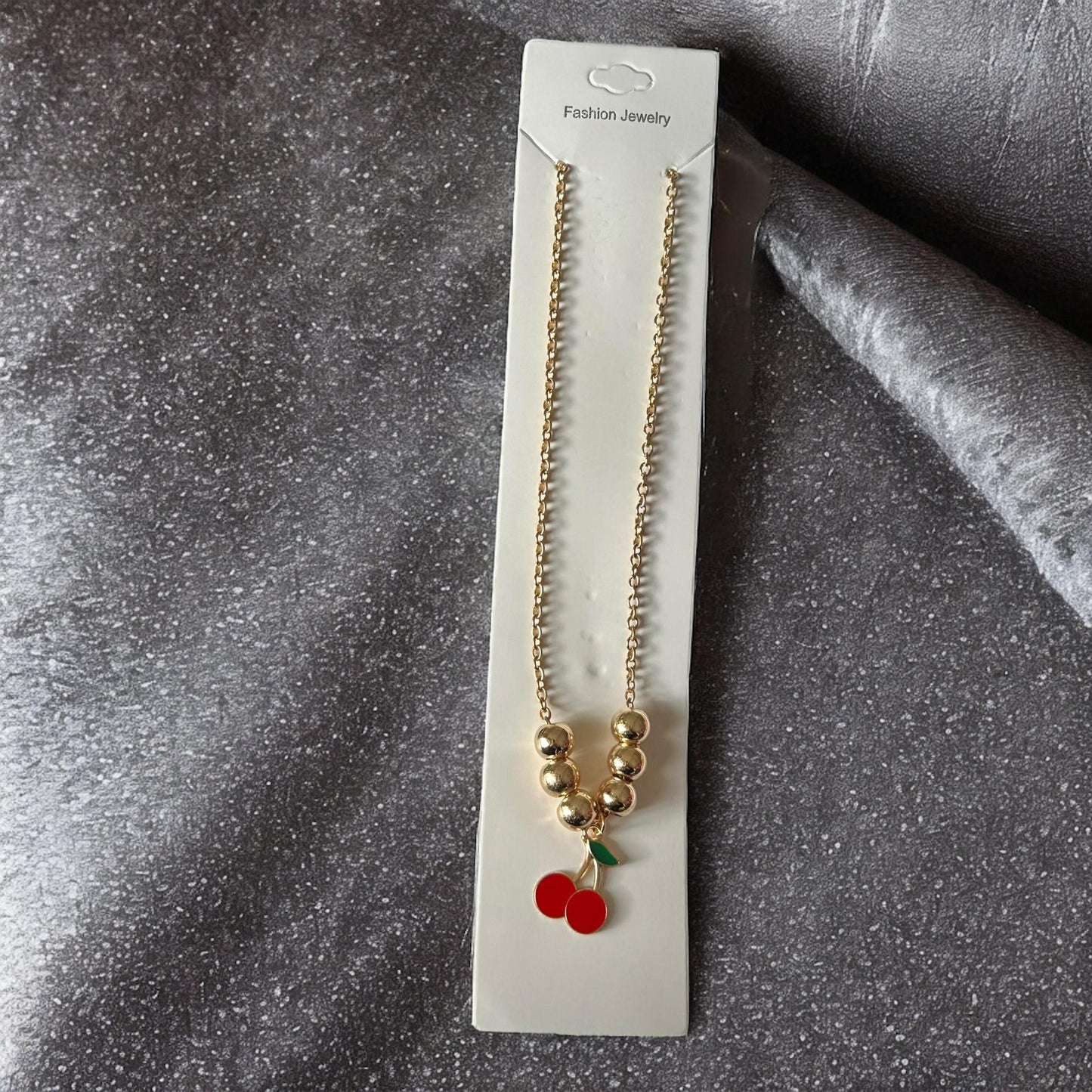 12 Collares Cerezas/Fresas Bolitas $8.3 c/u