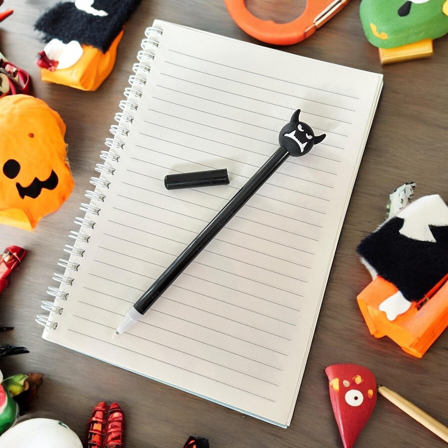 12 Lapiceros de Gel Halloween Figurita $5.5 c/u