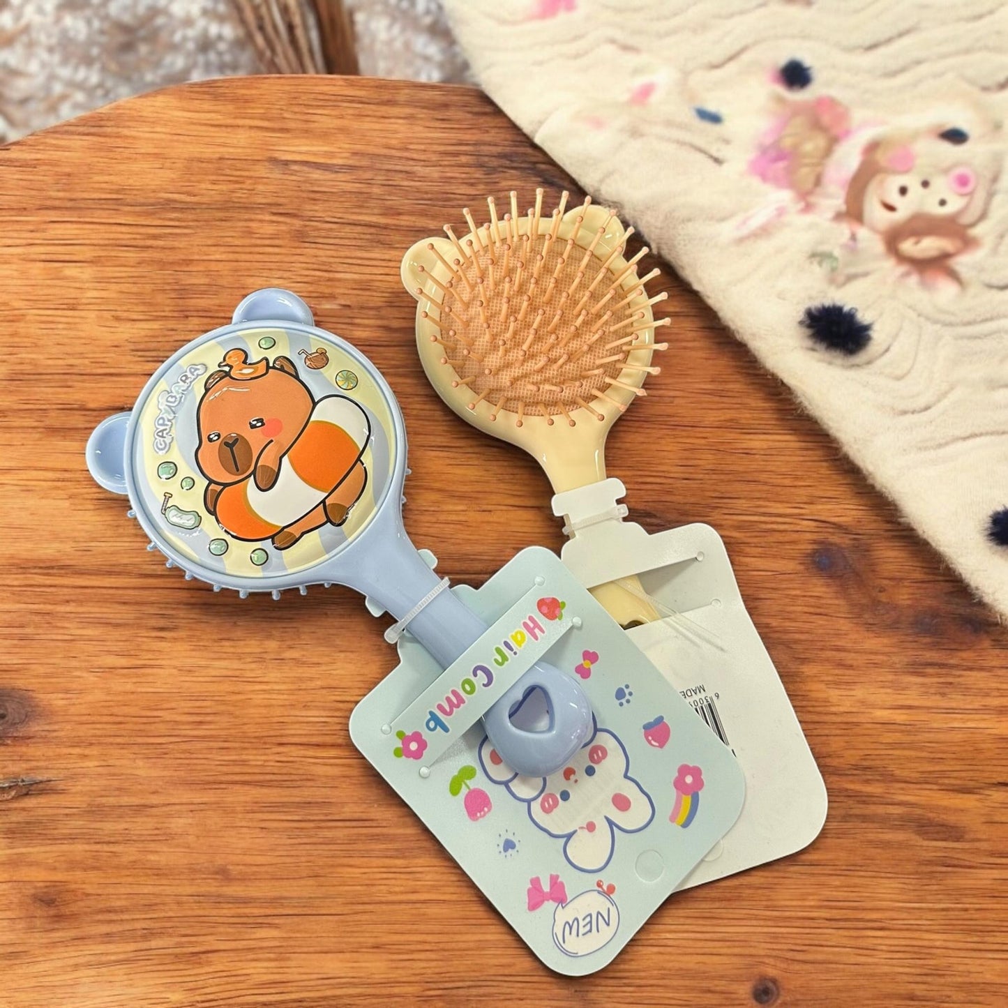 12 Cepillos Capibaras colores Pastel $28 c/u