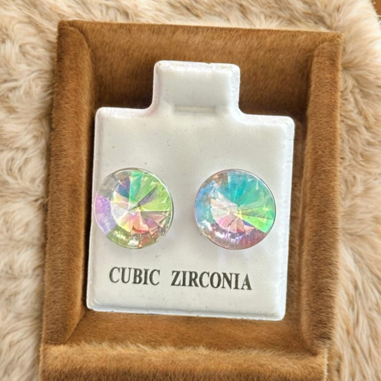 36 Pares de Aretes Pedreria 3 Tamaños Diferentes $2.42 c/u